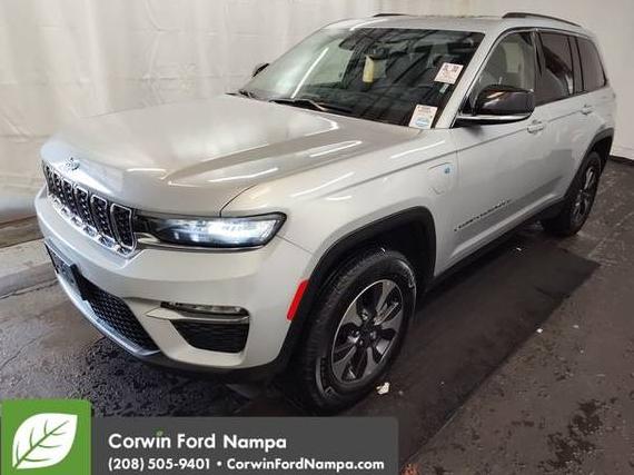 JEEP GRAND CHEROKEE 2023 1C4RJYB6XPC633490 image